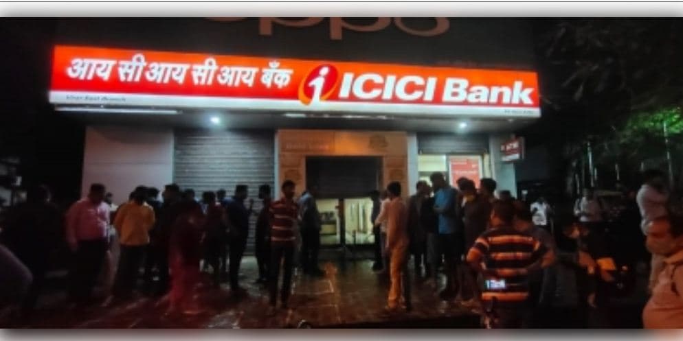 ICICI Bank Reduces Minimum Average Balance For New Savings Accounts After Backlash