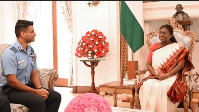 President Droupadi Murmu Discusses Space Experience With Shubhanshu Shukla