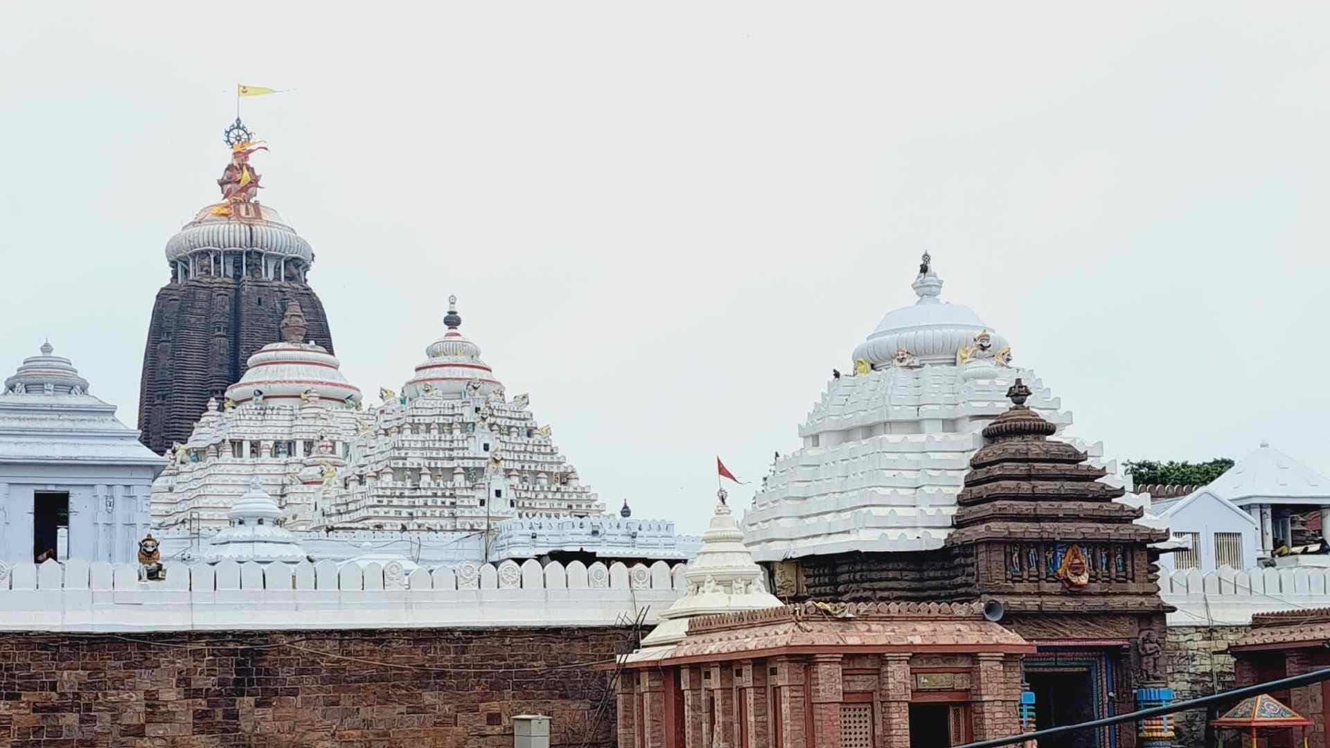 Hidden Camera Scandal Rocks Puri Temple, Kolkata Man Detained