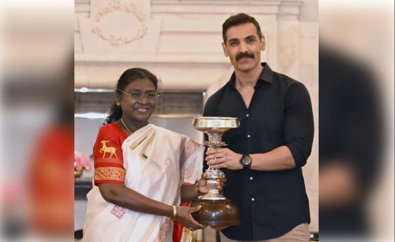 President Murmu Felicitates NorthEast United FC, Durand Cup 2025 Champions