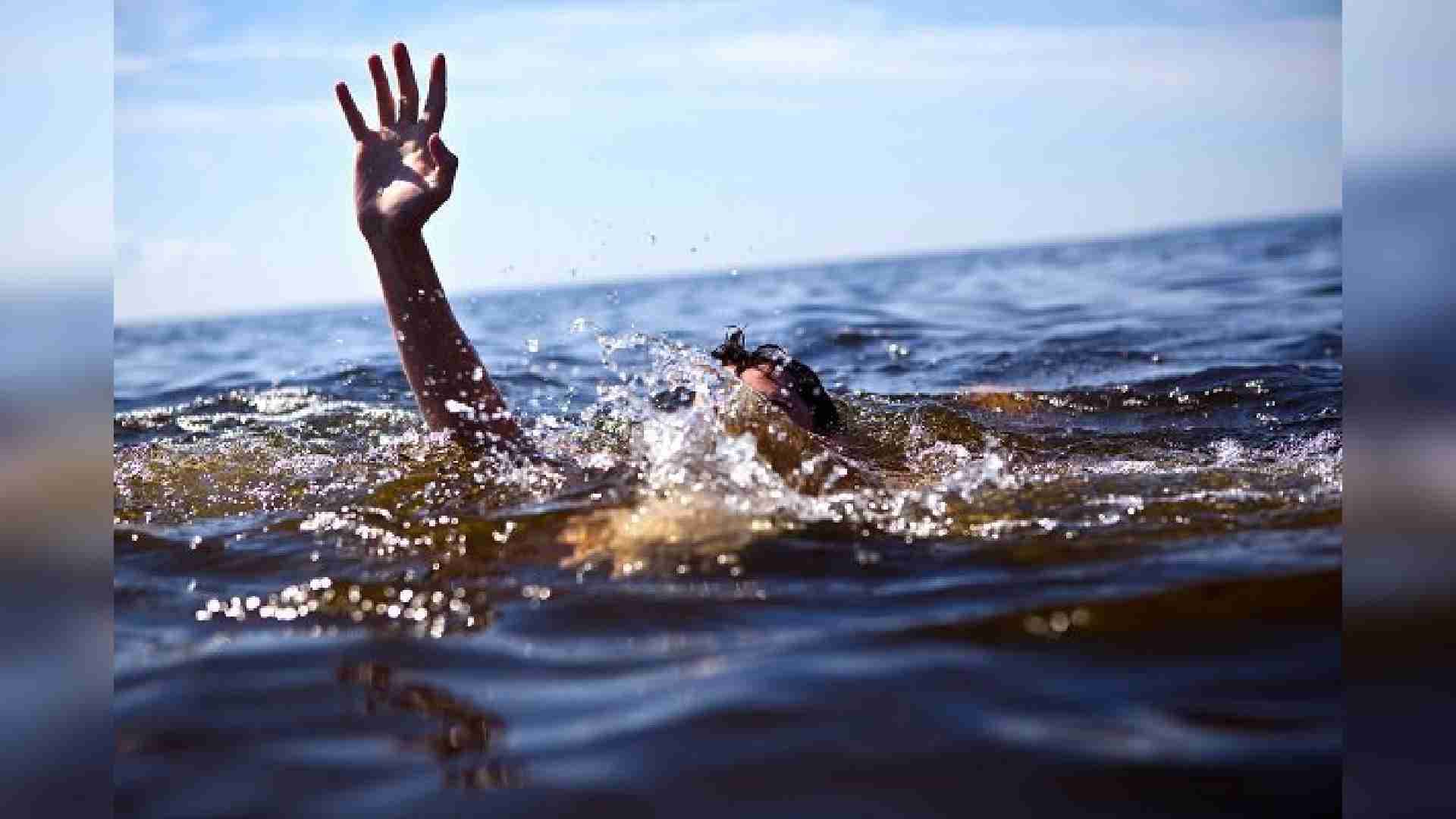 Minor Boy Slips Into Canal While Bathing, Rescued 