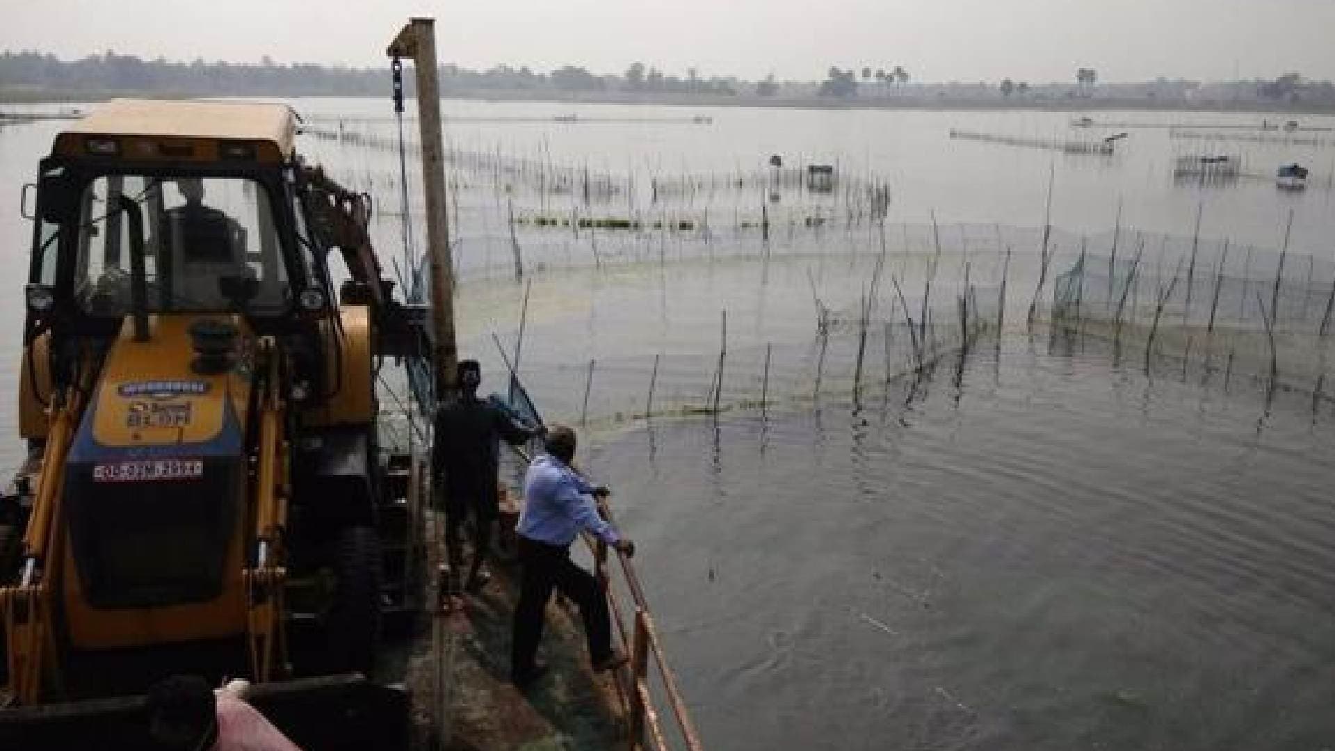 Bulldozers in Chilika: Puri Admin Flattens Illegal Farmhouse