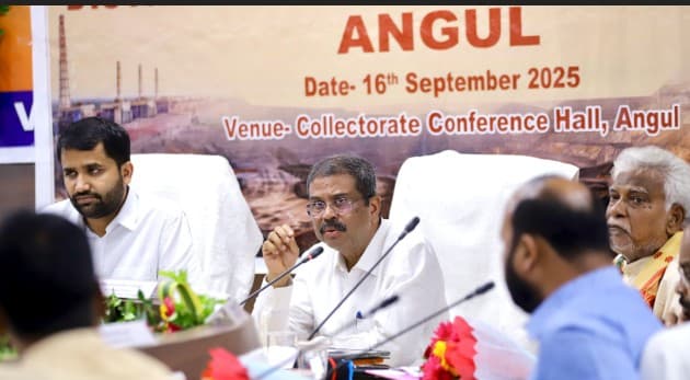 Union Minister Dharmendra Pradhan Reviews Coal Production, Development Projects In Angul