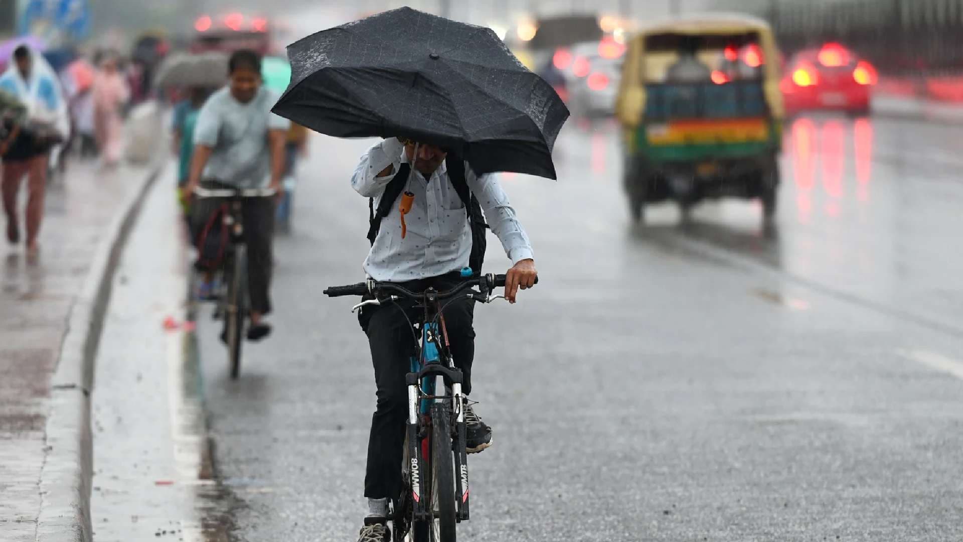 Odisha Braces for Heavy Showers Amid Festive Season