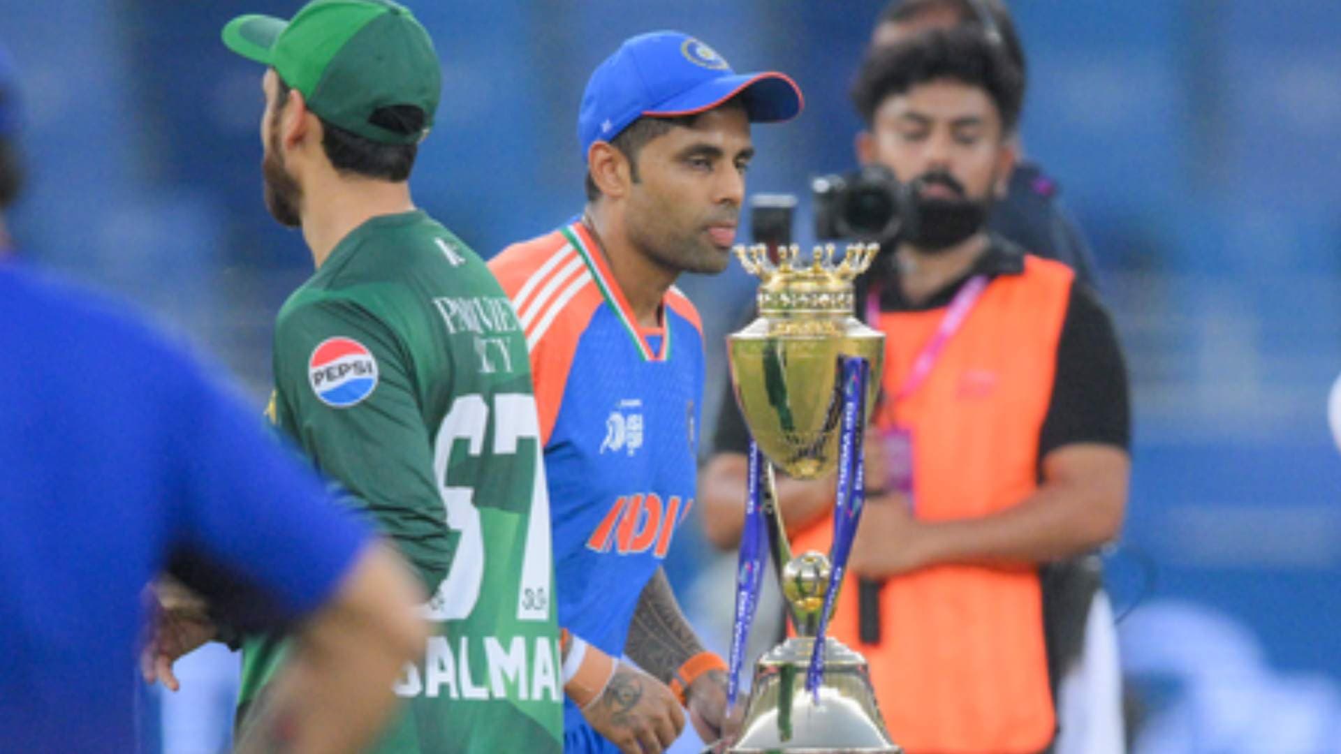 Asia Cup 2025: Salman Agha Accuses India of 'Disrespecting Cricket' over Handshake Snub