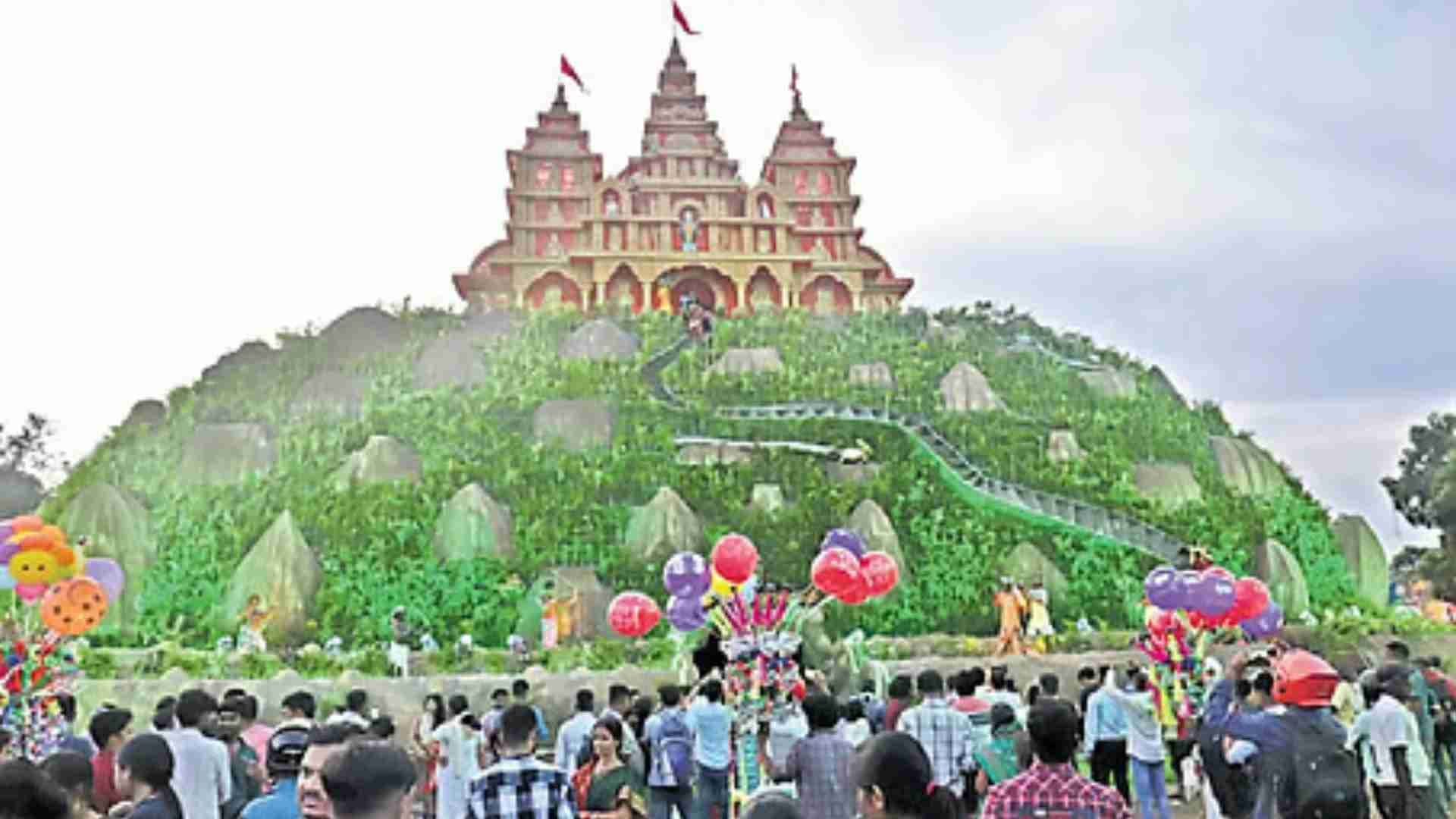 Avoid Flyover Stops For Pandals Pics: Traffic DCP Appeals Public