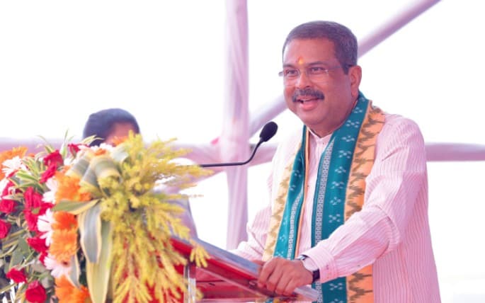 Union Education Minister Dharmendra Pradhan Applauds Zoho’s Rural Tech Revolution