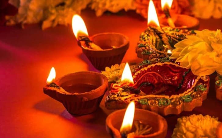 President Murmu, PM Modi and Others Leaders Greet People on Diwali