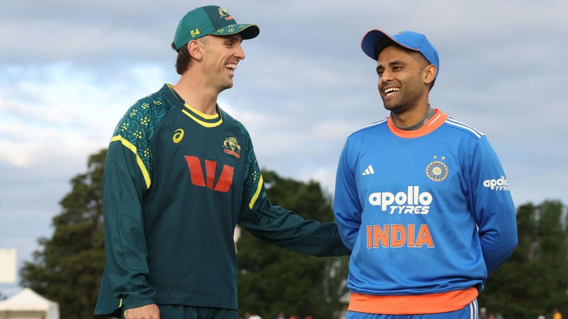Australia Wins Toss & Chooses to Bowl First in T20I Opener against India