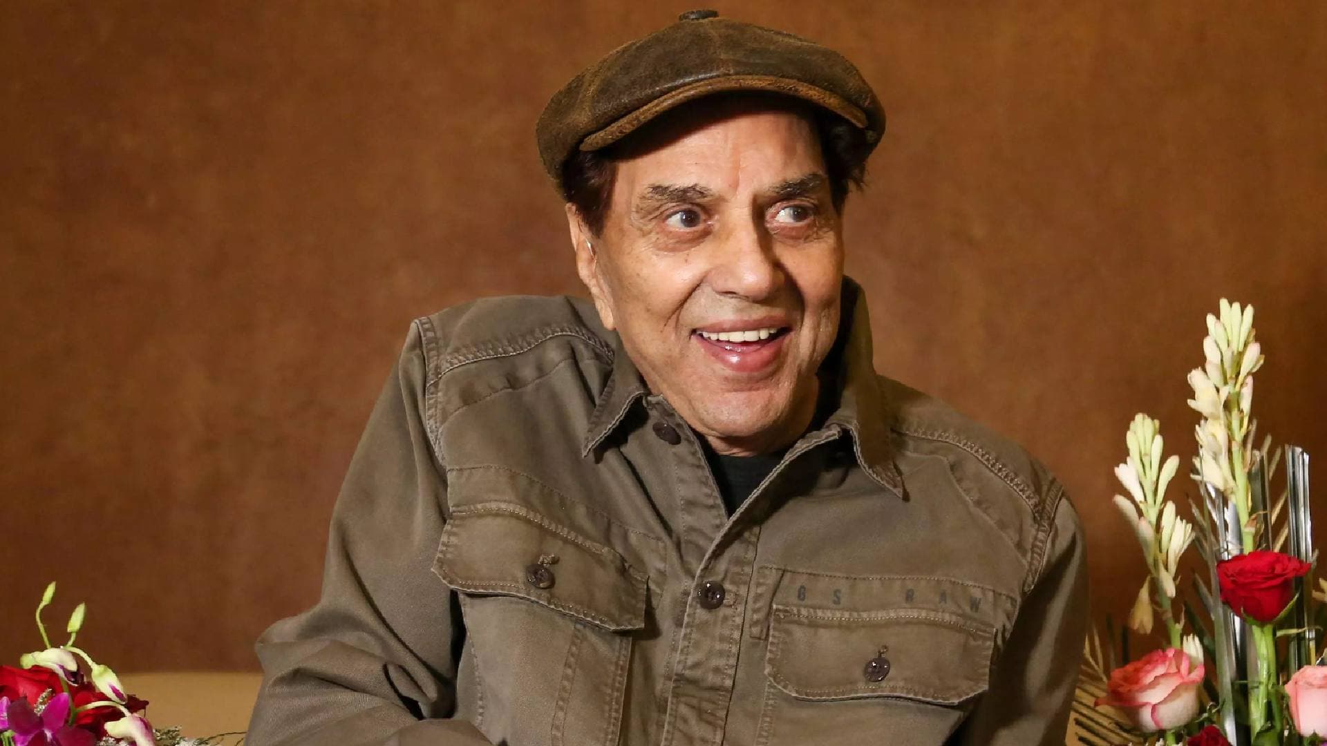 Dharmendra Discharged From Hospital, Recovery to Continue at Home