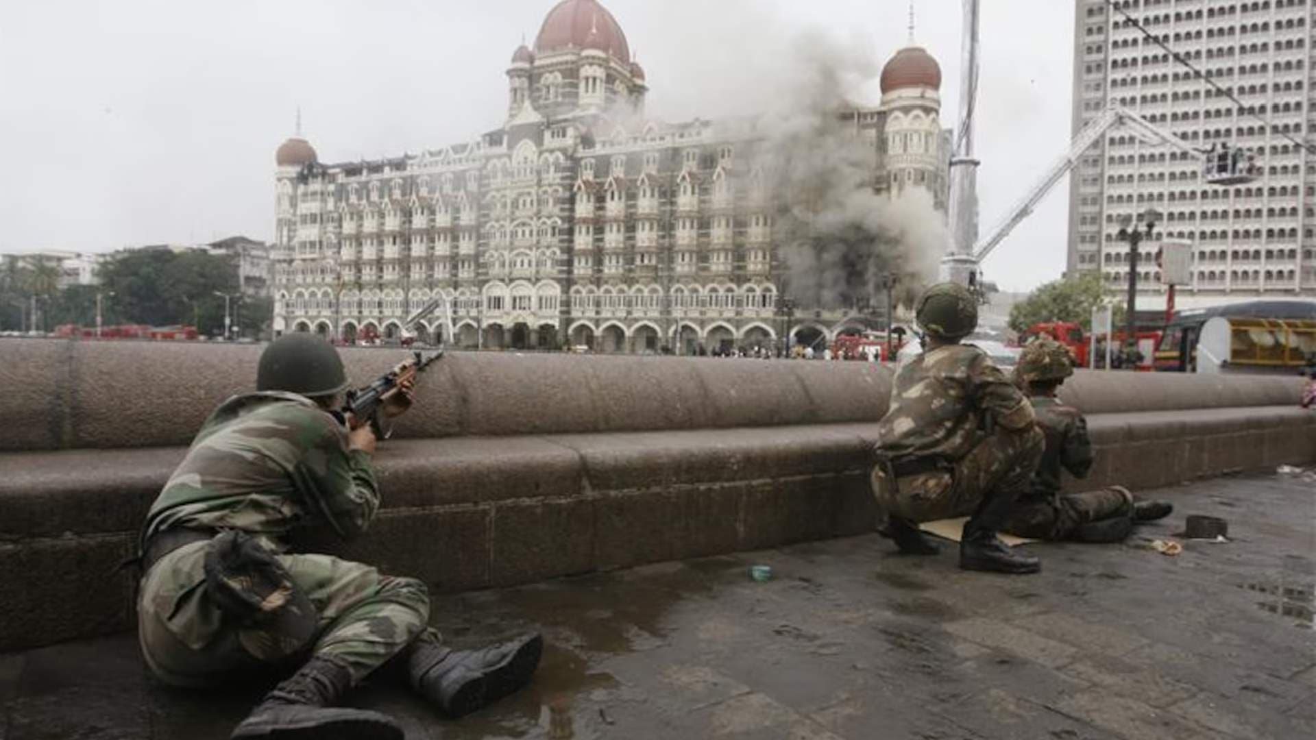 17th Anniversary of 26/11 Mumbai Terror Attacks: India Remembers the Night of Terror, Pays Tribute to Fallen Heroes