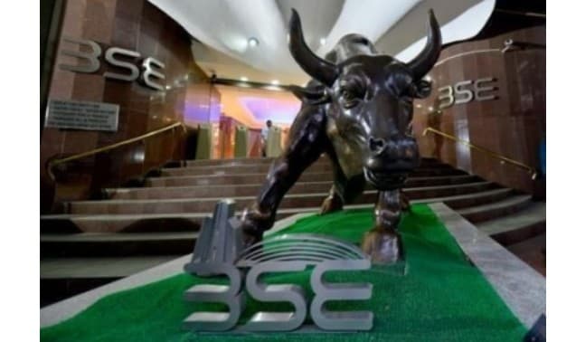 Sensex, Nifty End 4-Day Losing Streak, Rupee Gains