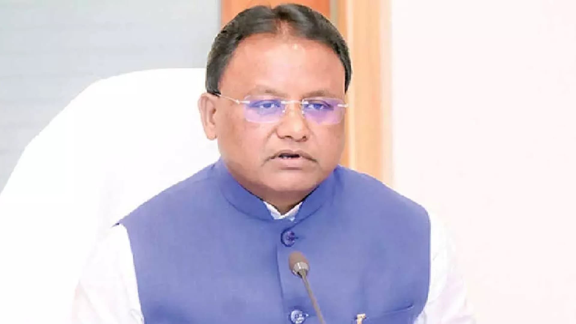 Centenarian Doctor Donates Lifetime Savings to AIIMS Bhubaneswar, CM Majhi Lauds Inspiring Gesture
