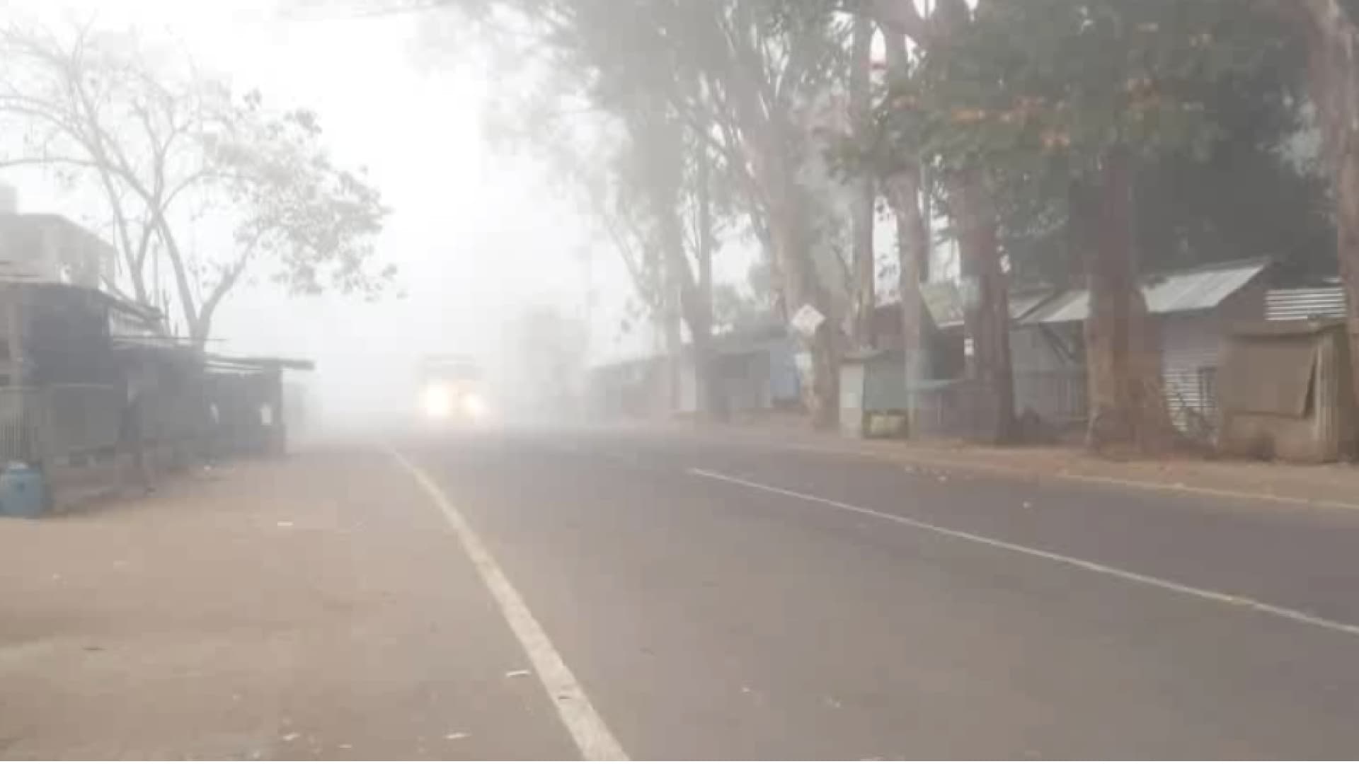 IMD Predicts No Relief from Cold in Odisha for a Week, Daringbadi Shrouded in Dense Fog