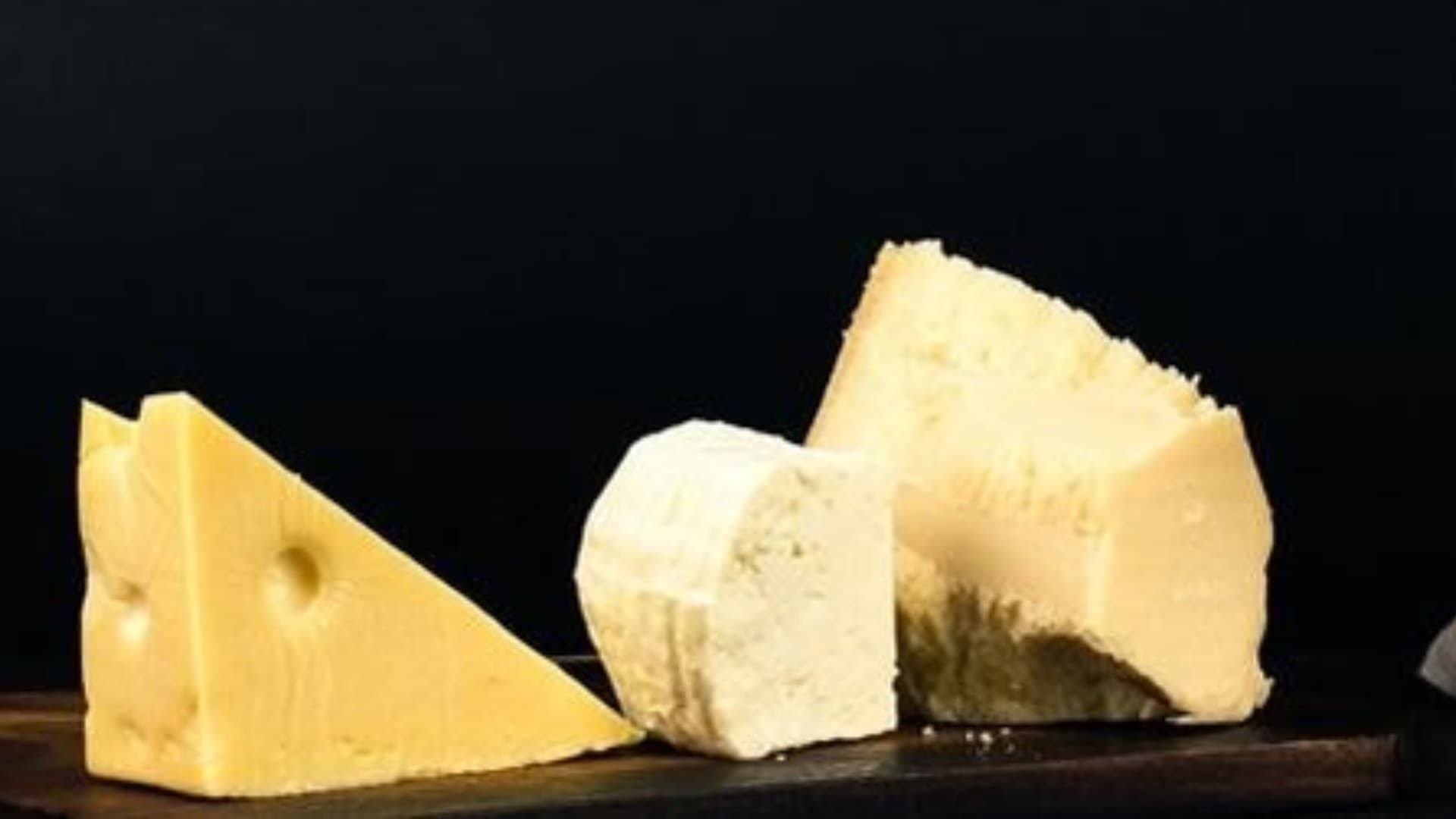 Is High-Fat Cheese Healthy For Your Brain?