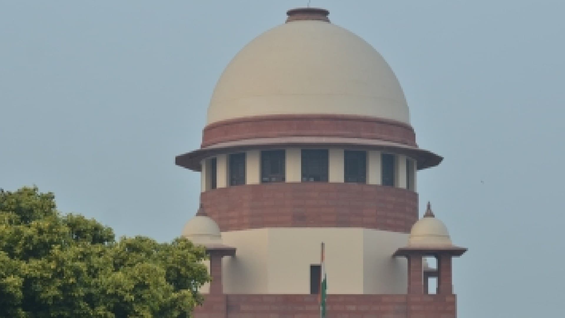 SC asks ECI to decide on SIR extension pleas by December 31