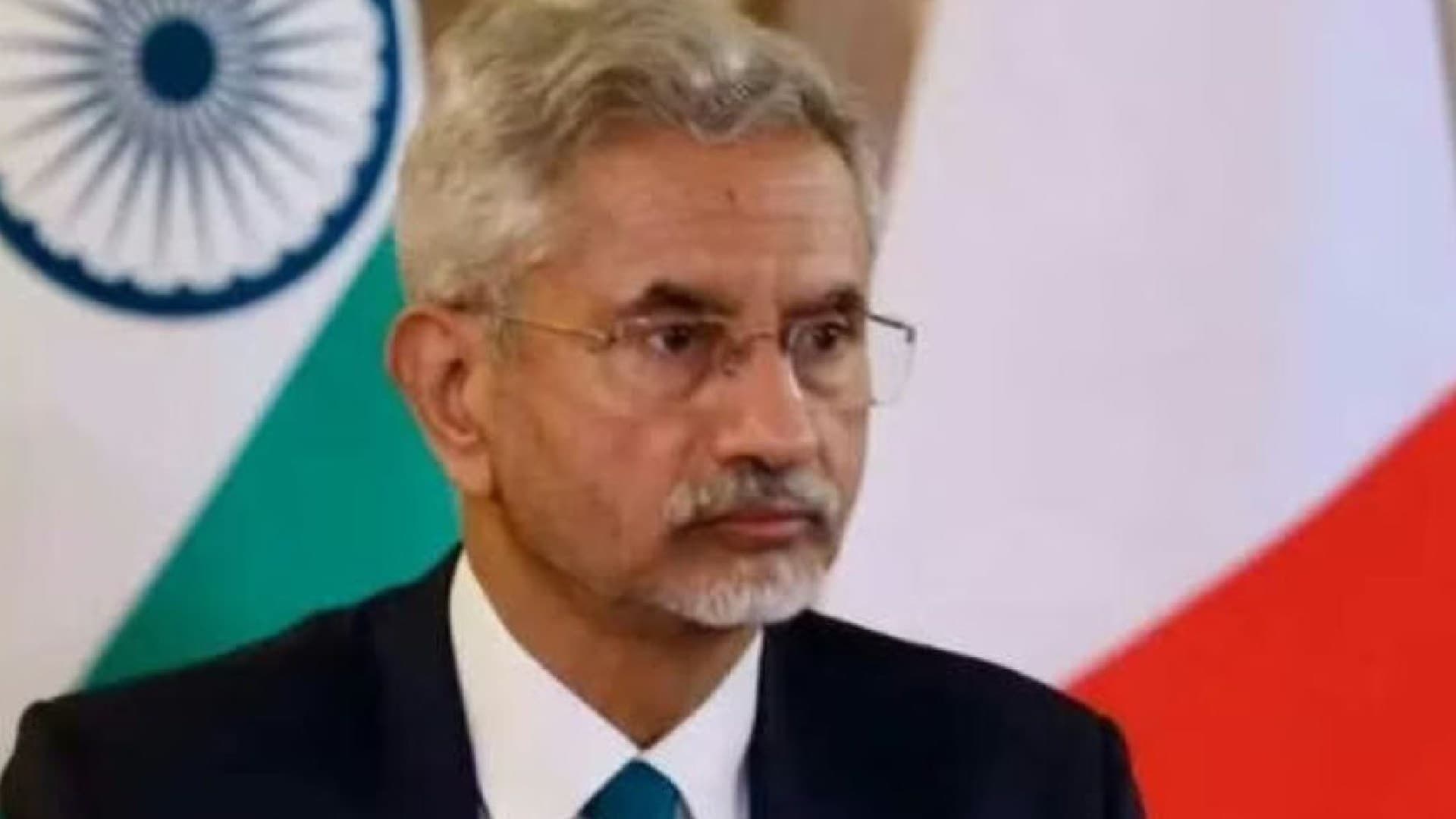 Jaishankar Terms Pakistan a 'Bad Neighbour', Asserts India's Right to Respond to Terror