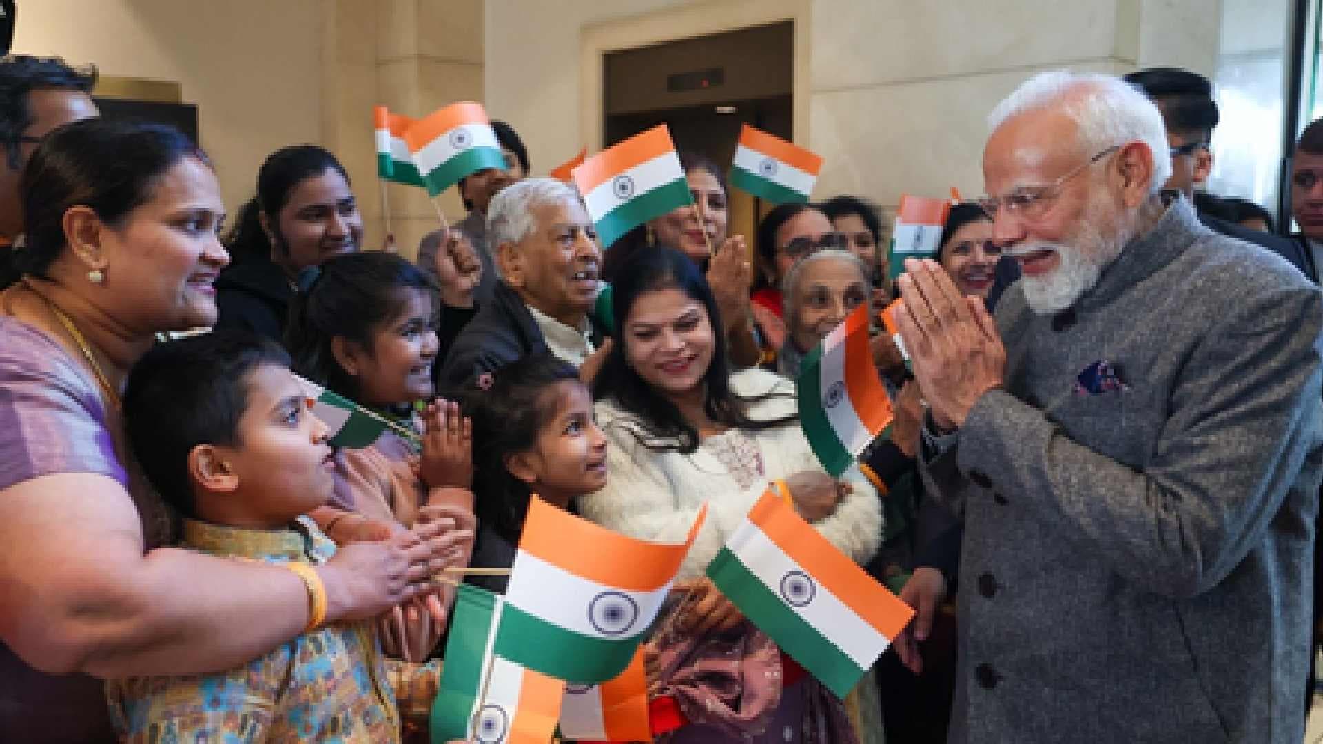PM Modi Hails Indian Diaspora as a 'Powerful Bridge' to World on Pravasi Bharatiya Diwas