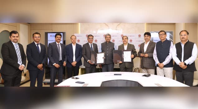 IndianOil, Maruti Suzuki Sign MoU to Expand Vehicle Service Network at Fuel Stations