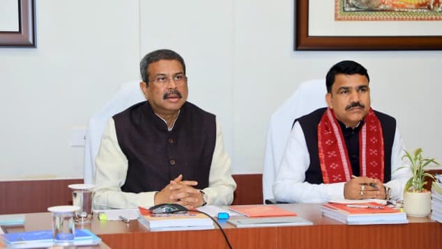 Dharmendra Pradhan Emphasizes Curriculum Reform, Teacher Training In Odisha Under NEP 2020