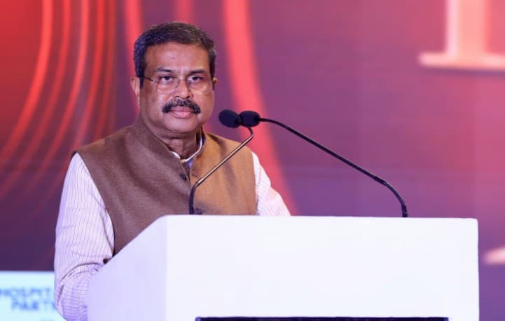 Dharmendra Pradhan Urges Gujarat CM To Boost Odia Language Education