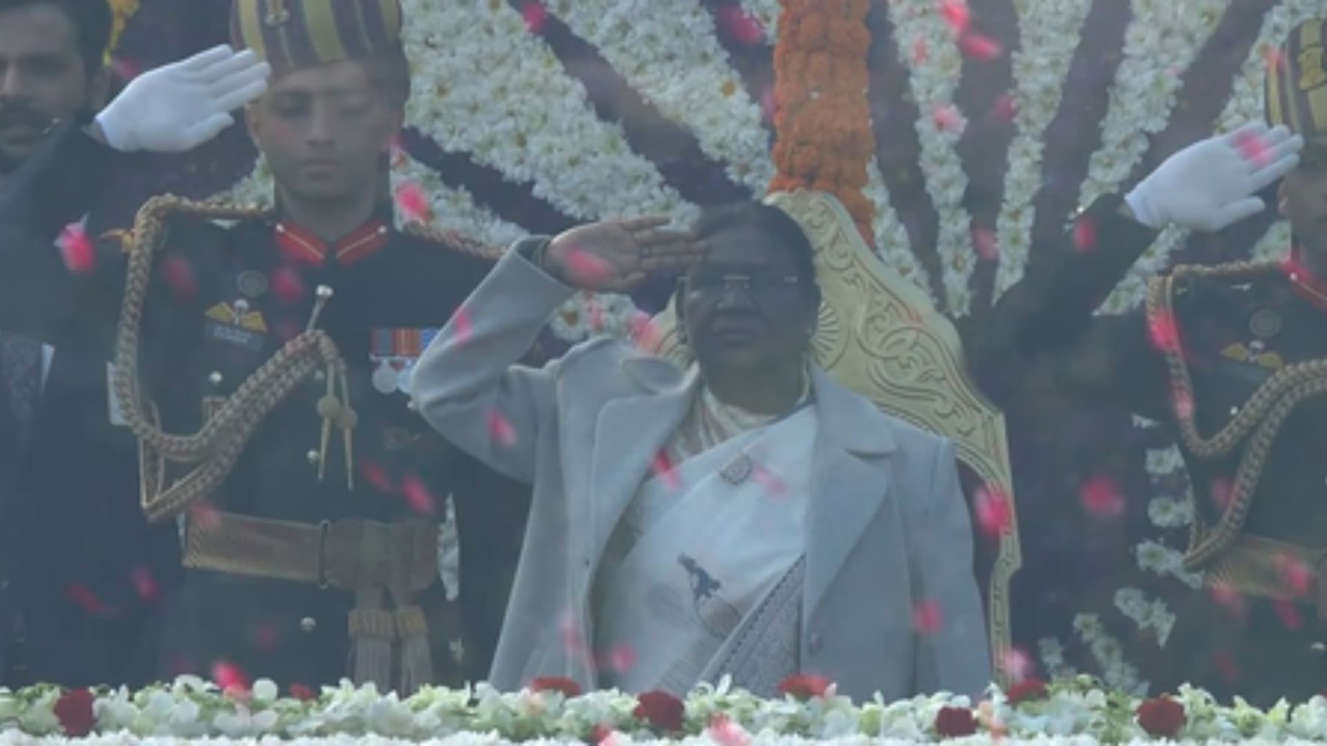 President Murmu Unfurls National Flag at Kartavya Path on 77th Republic Day