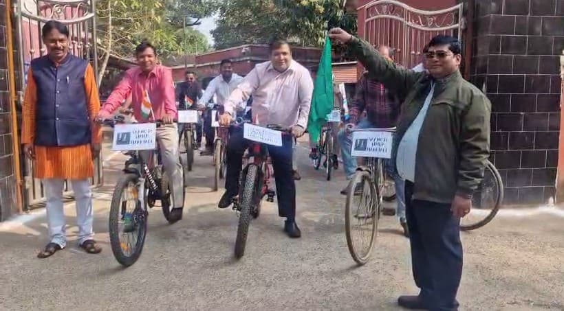 Odisha: Judge Leads Cycle Rally in Karanjia to Raise Awareness Against Child Marriage