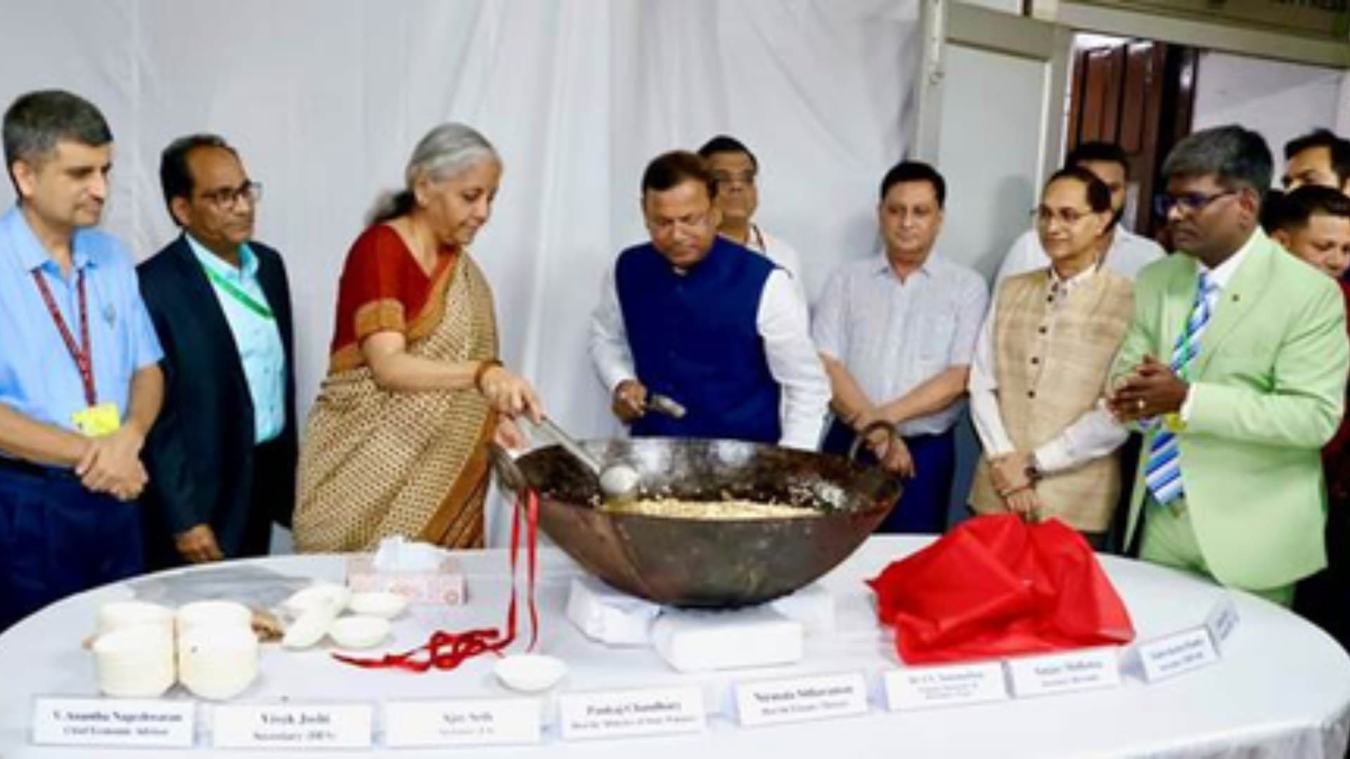 Halwa Ceremony Marks Countdown to Union Budget 2026-27
