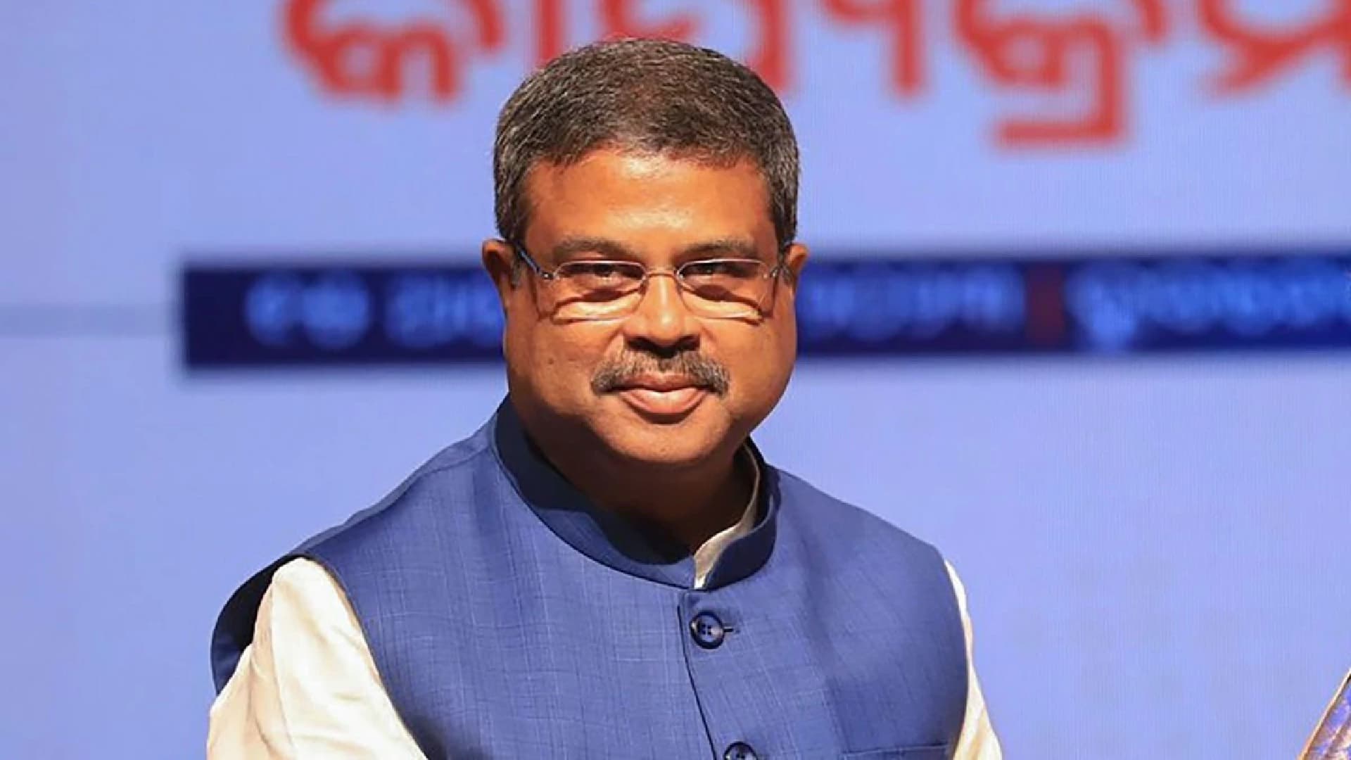 Dharmendra Pradhan Visits Puri Jagannath Temple, to Join BMS Conference