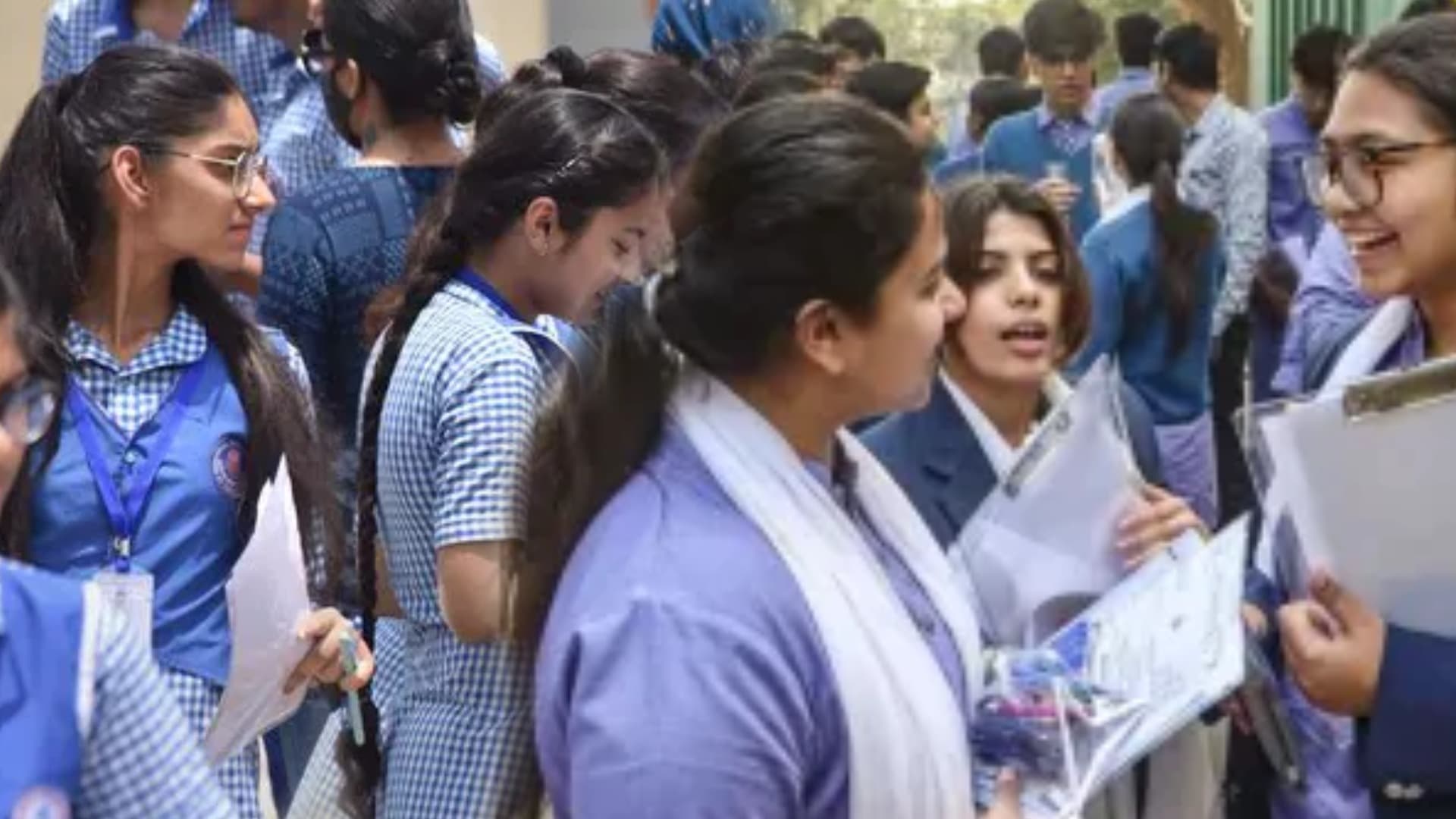 CBSE Board Exams 2026 Begin Today With Class-10 Maths Paper; Know Entry Rules, Prohibited Items, Last-Minute Tips