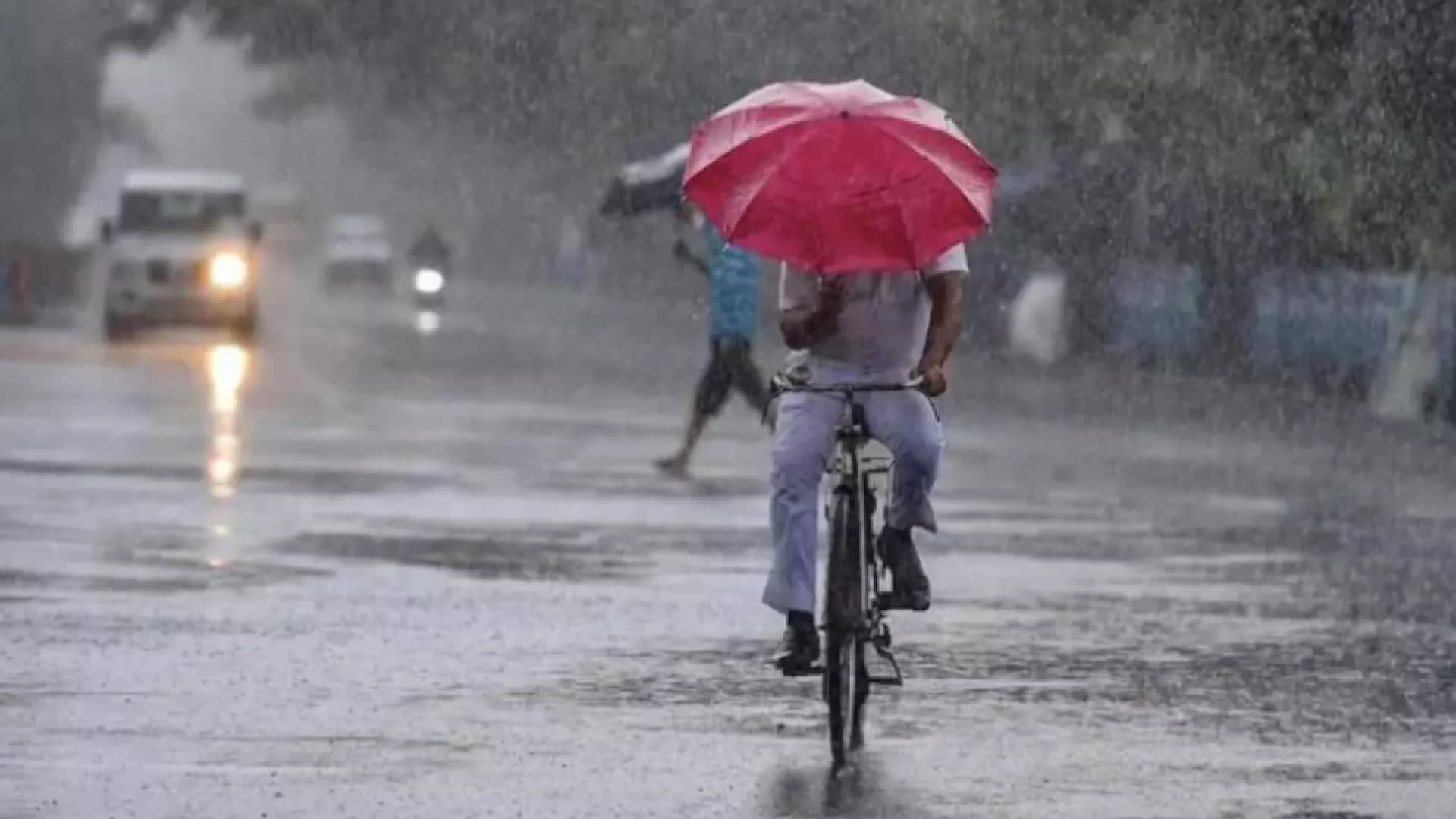 Odisha Braces for Heavy Showers, Yellow Warning for 8 Districts