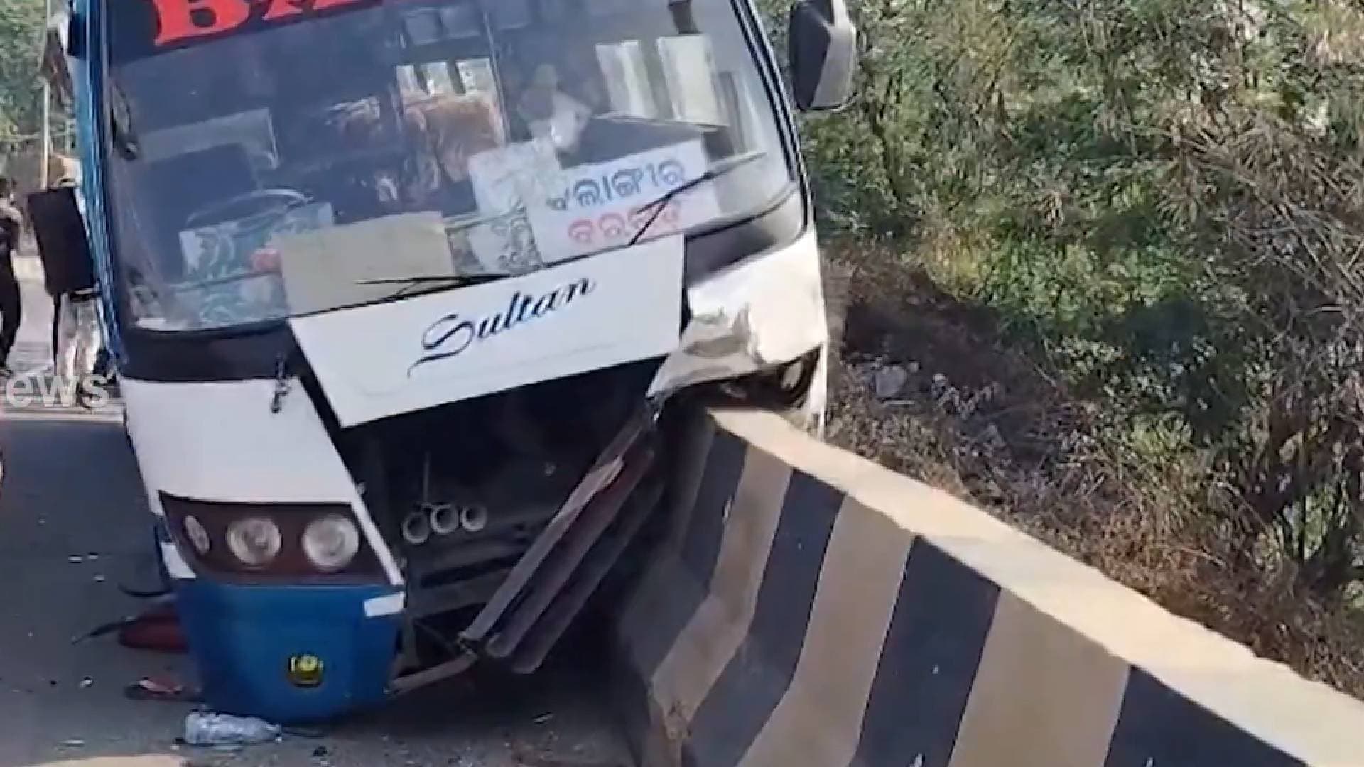 Bus Rams Into Roadside Bridge Near Attabira, Several Hurt
