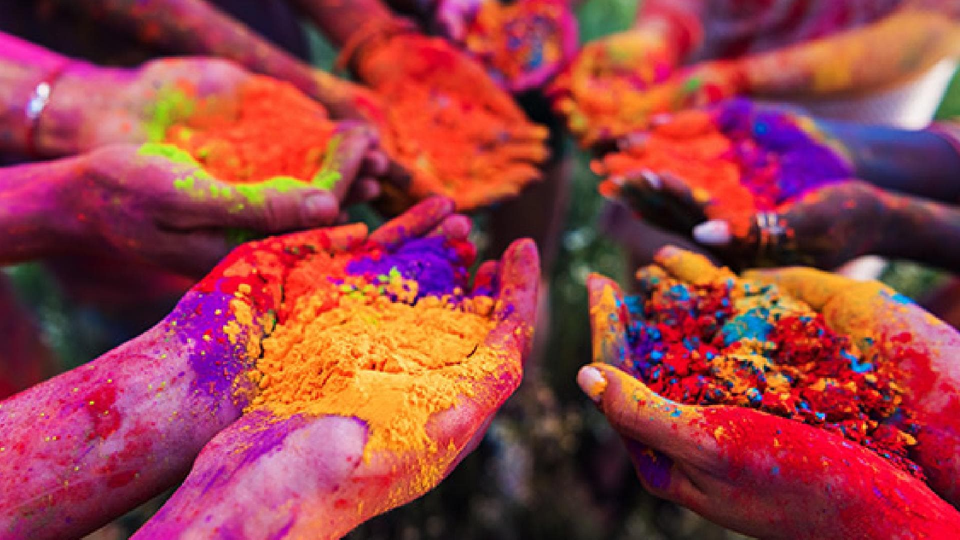 President Murmu, HM Shah, CM Majhi, Union Minister Pradhan Extend Holi Greetings