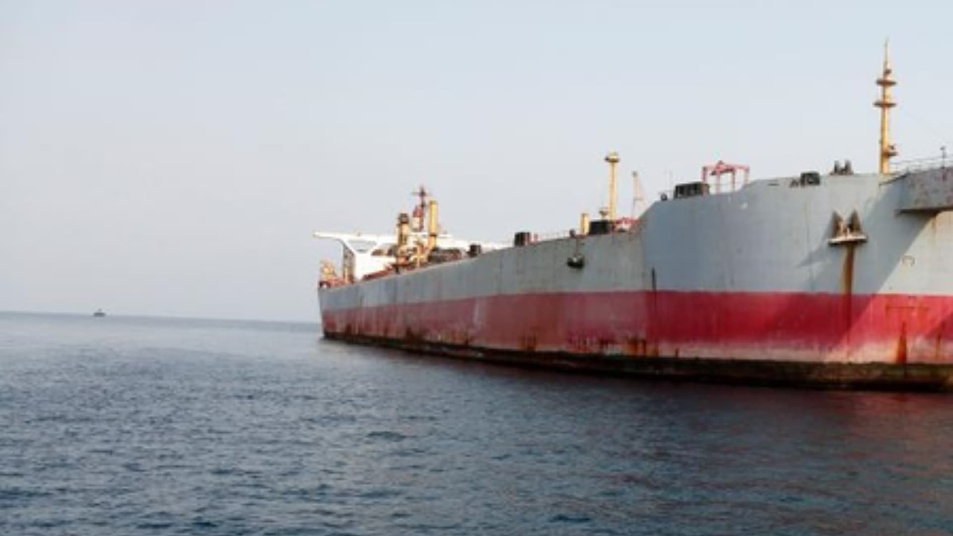 Breaking News: Two More Indian LPG Ships Sail Safely Through Strait of Hormuz
