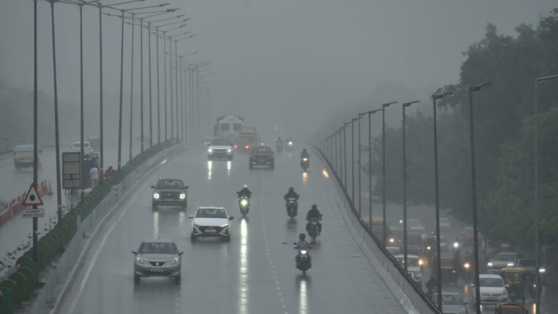 IMD Issues Orange Warning For Four Odisha Districts As Cyclonic Circulation Triggers Thunderstorms