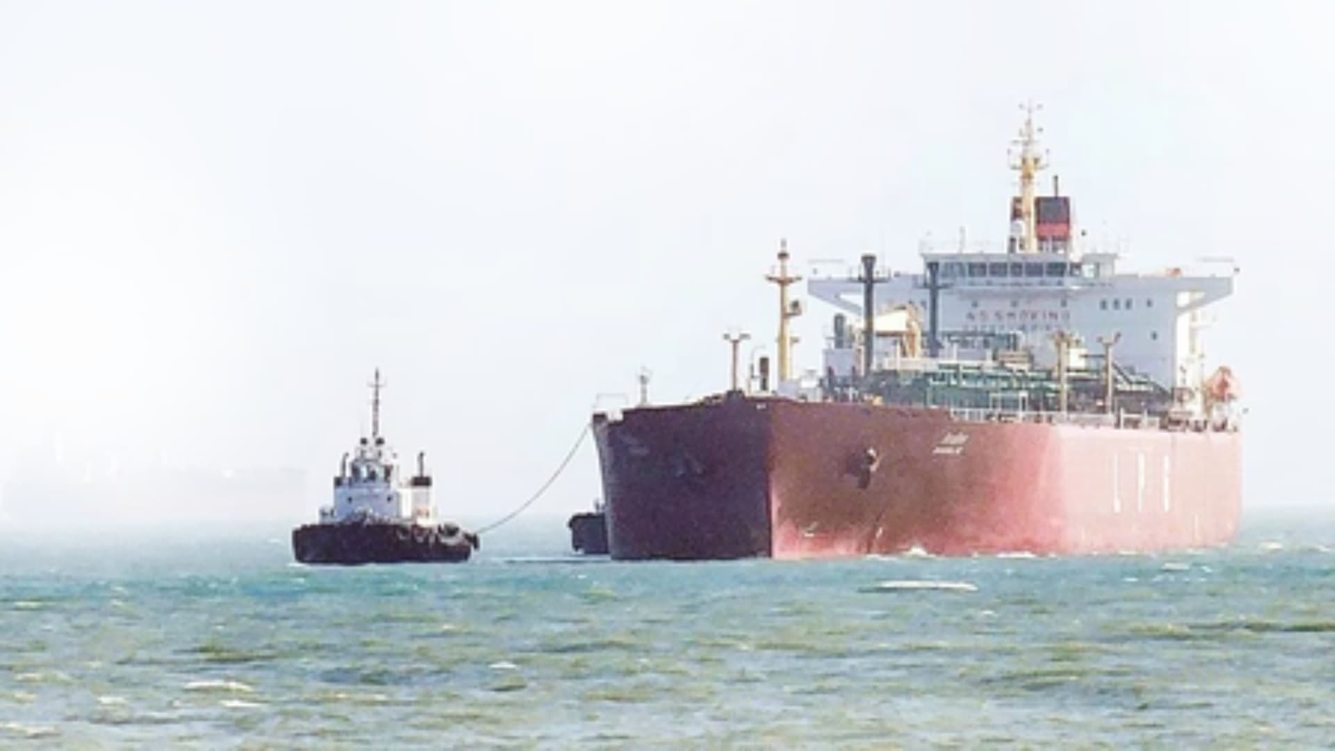 LPG Tanker ‘Green Sanvi’ Crosses Strait of Hormuz amid West Asia Conflict, Two More in Line