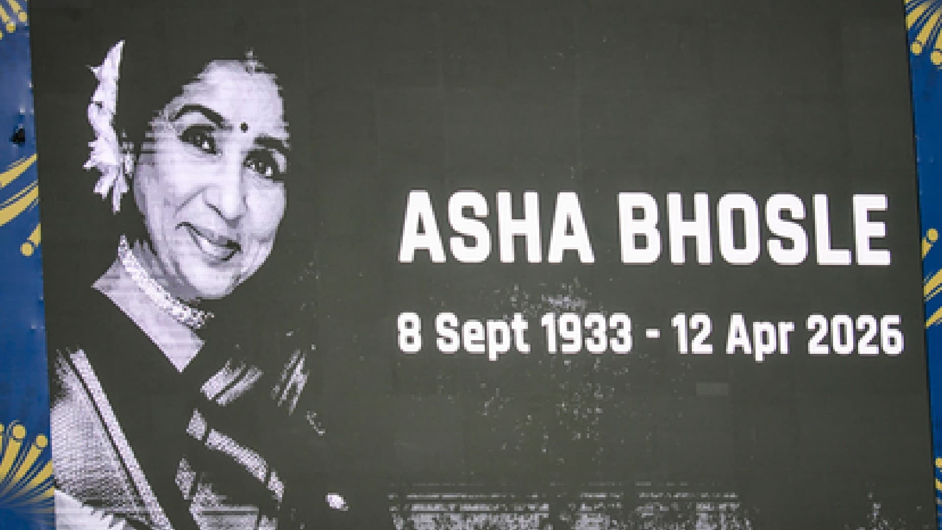 Asha Bhosle To Be Cremated With Full State Honours At Shivaji Park Today At 4 PM