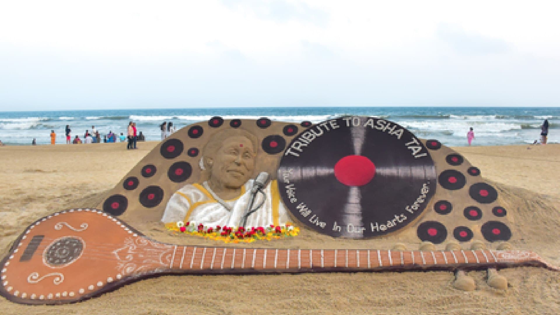 Sudarsan Pattnaik Pays Tribute To Asha Bhosle With Sand Sculpture At Puri Beach