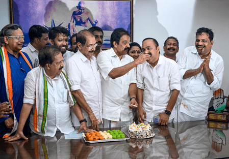 Congress Struggles To Name Kerala CM A Week After UDF Victory; Venugopal, Satheesan, Chennithala In Contention