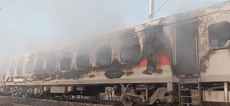 Major Tragedy Averted As 68 Passengers Safely Evacuated From Rajdhani Express Coach After Fire In MP