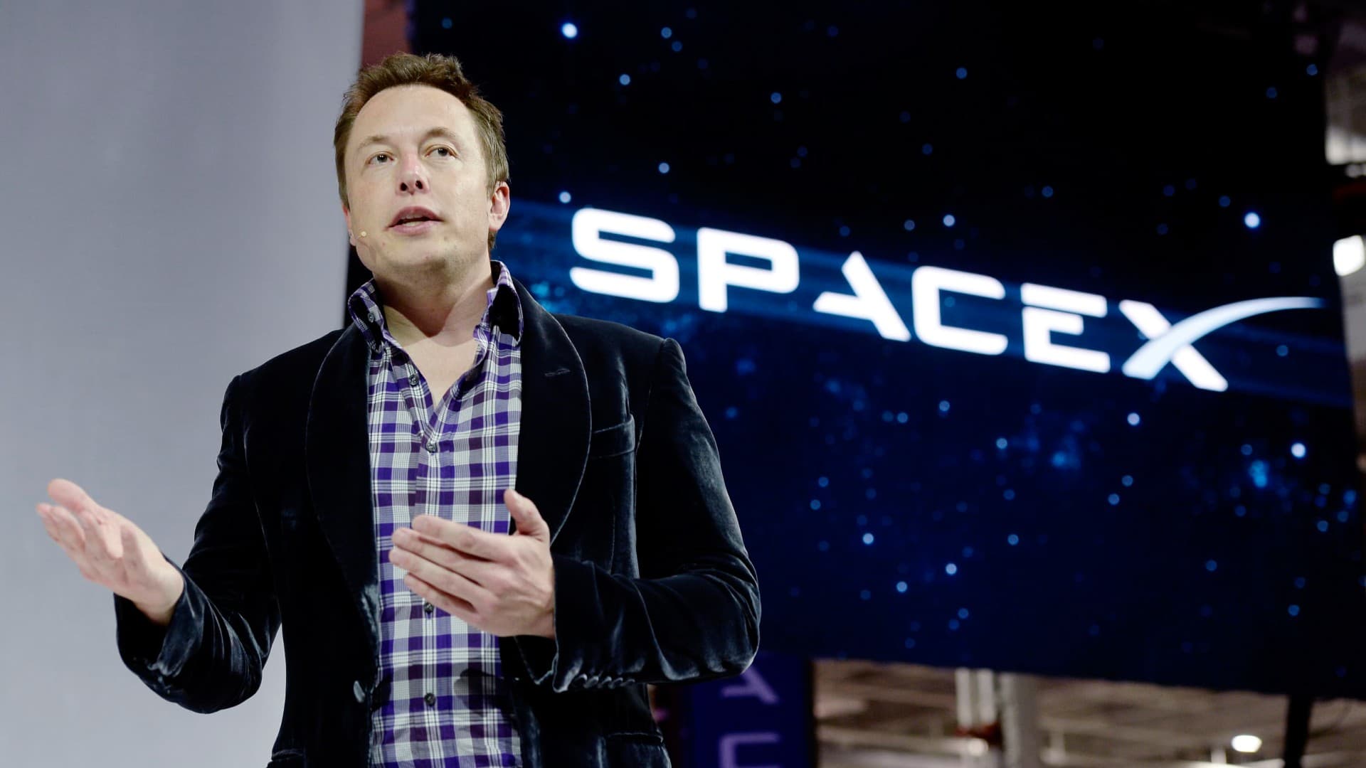 Elon Musk Becomes First Trillionaire as SpaceX IPO Soars