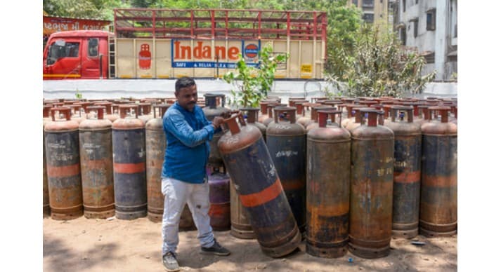 Govt Lifts Curbs on Commercial LPG as Supply Stabilises