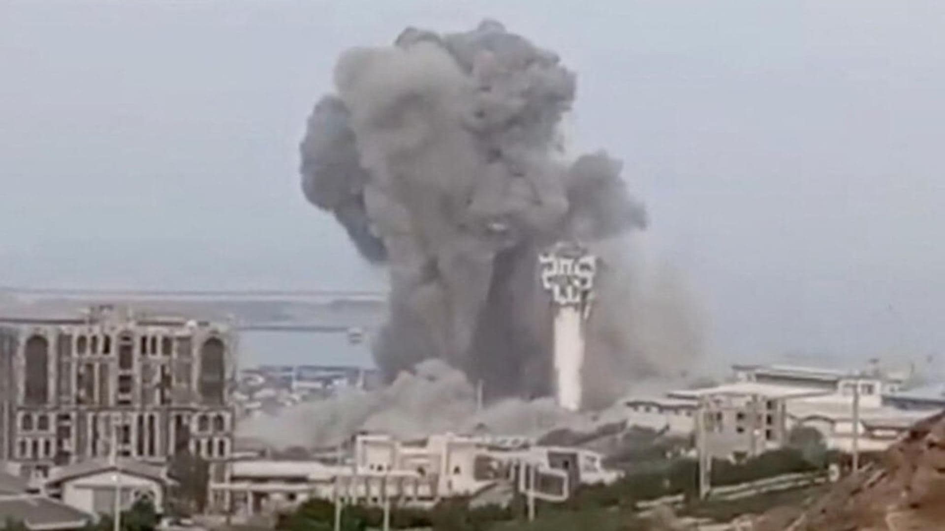 US Launches Fresh Strikes on Iran as Strait of Hormuz Crisis Deepens