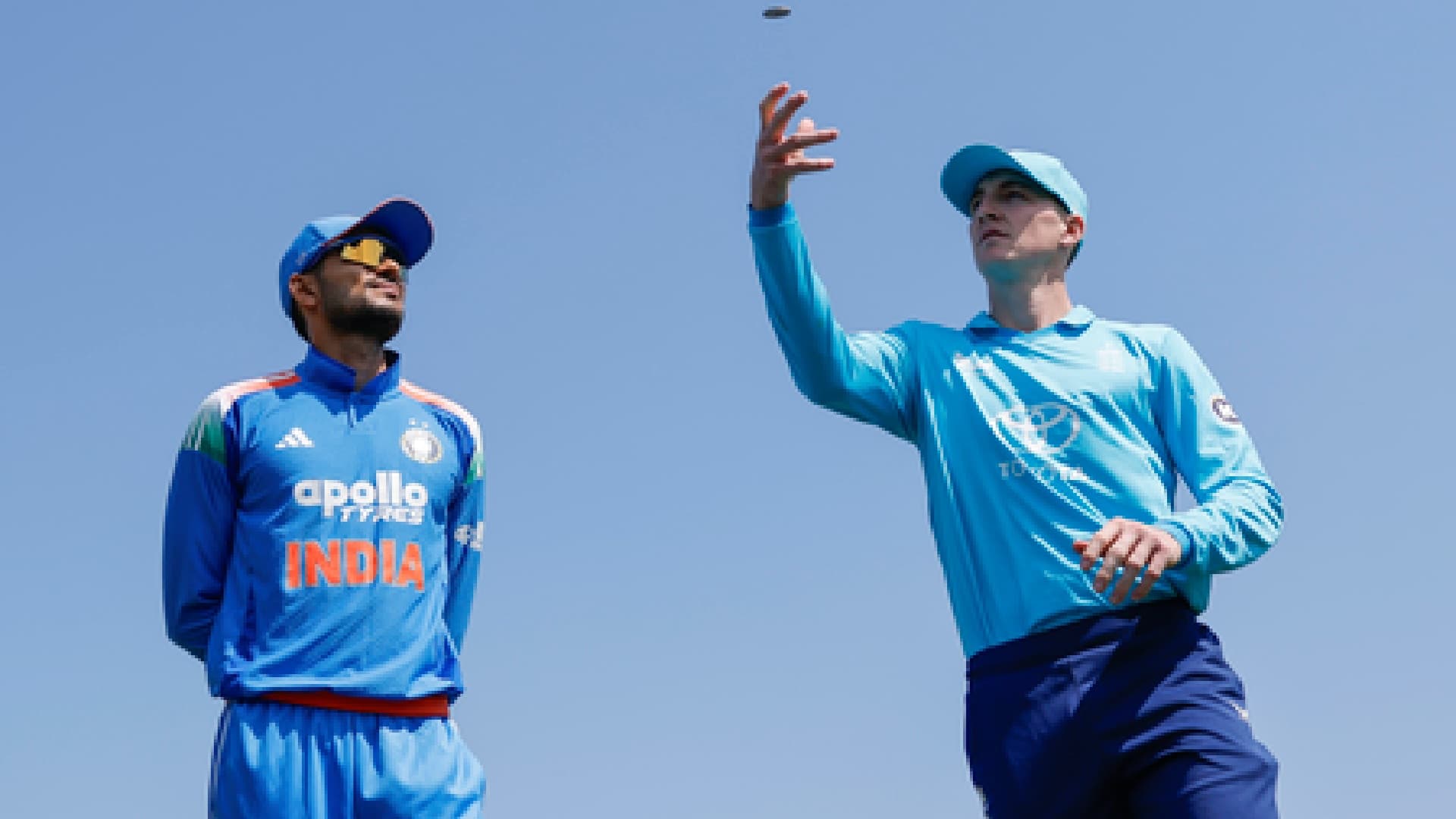 England Opt to Bowl First in Second ODI; Kishan to Keep Wickets as Rahul Ruled Out Due to Illness