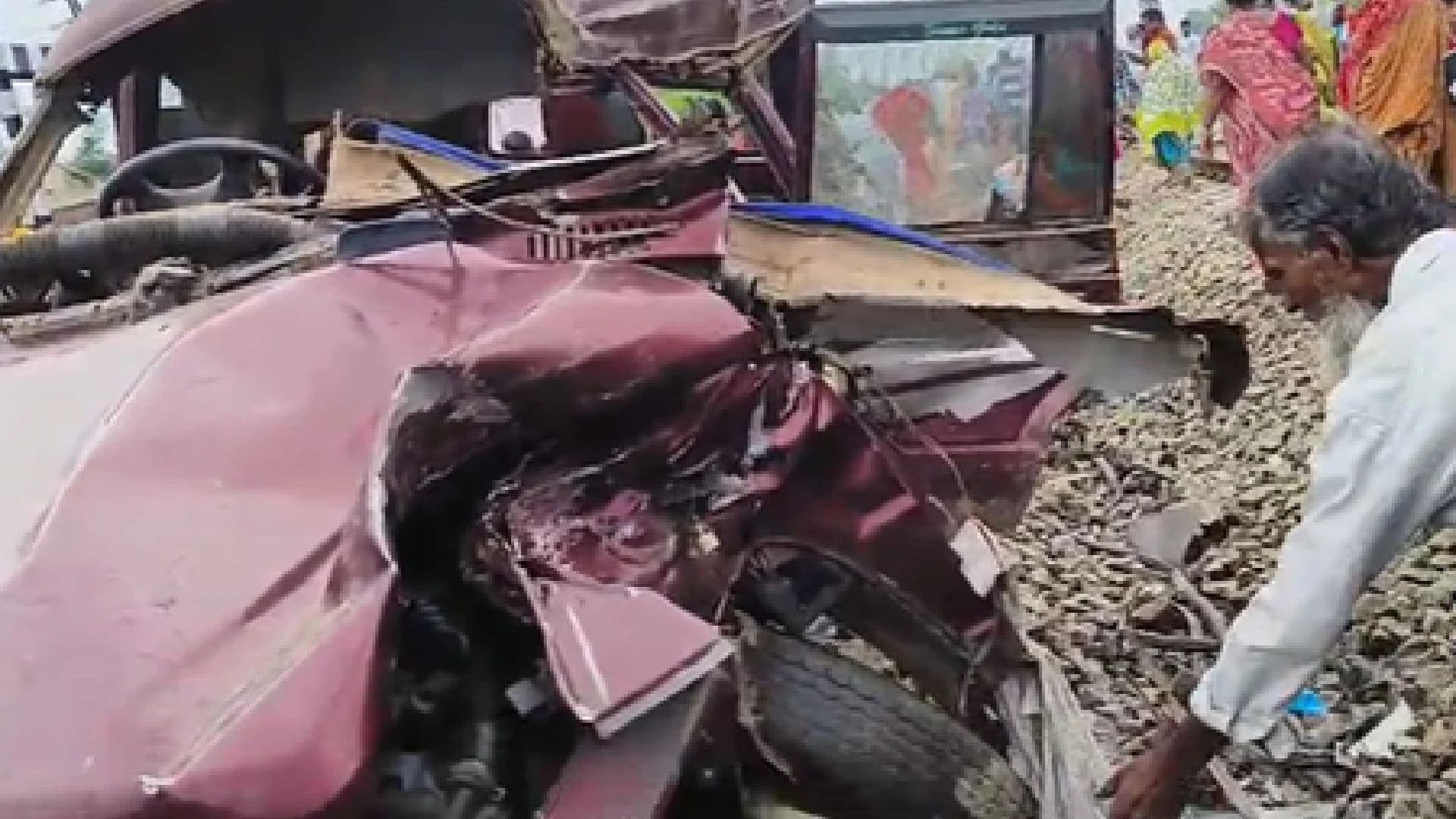 Preliminary Probe Says Drunk Gateman's Negligence Caused Accident That Killed Four