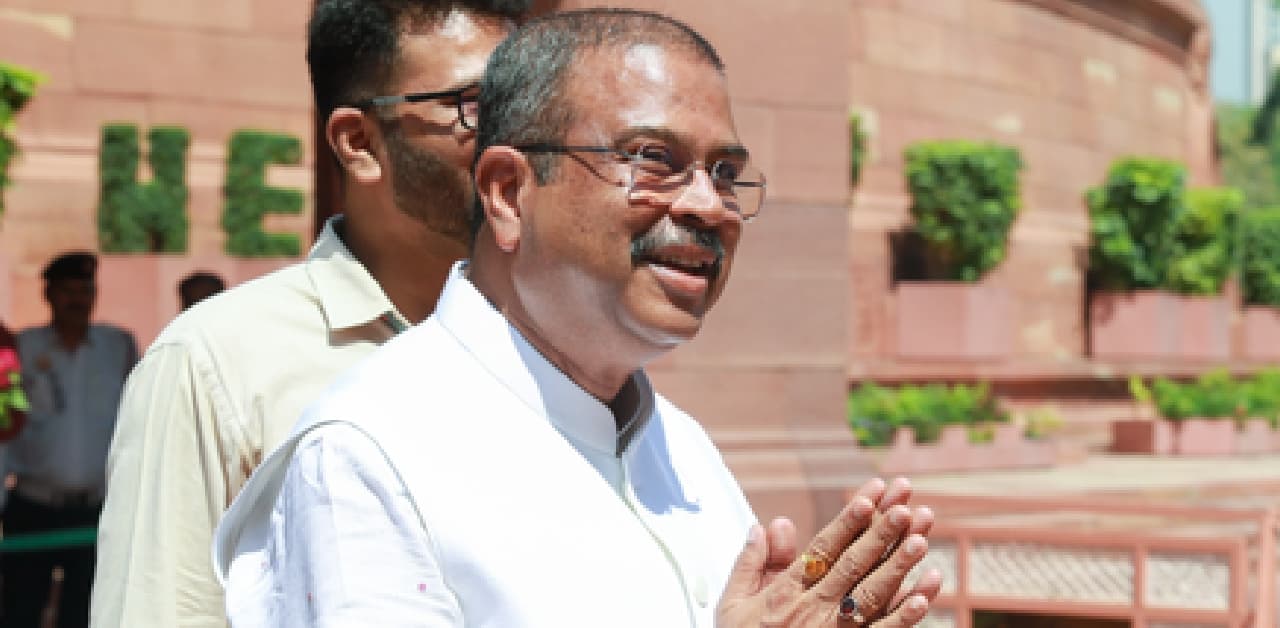 BJP Leaders Laud Dharmendra Pradhan's 'Highest Standards of Integrity'