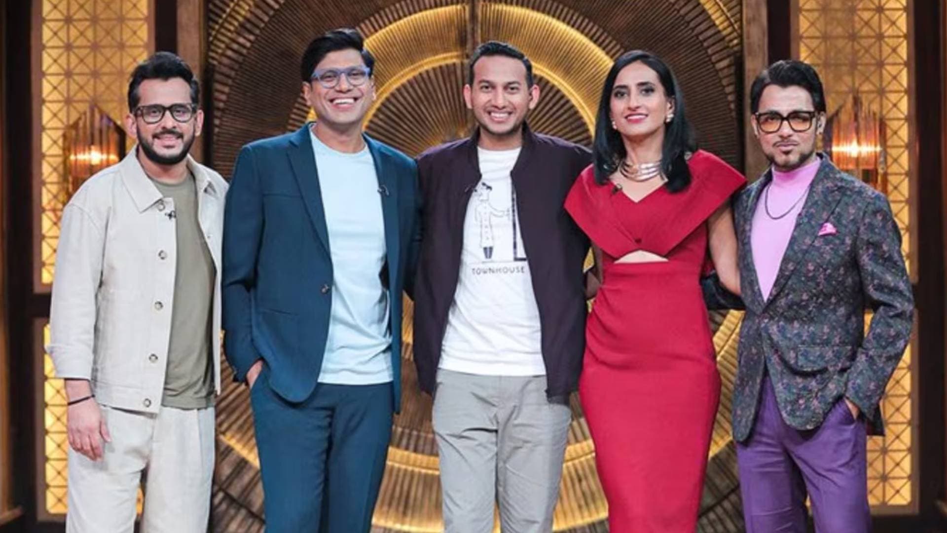 OYO Rooms CEO Ritesh Agarwal & His Mom Bond Over 'Shark Tank India'