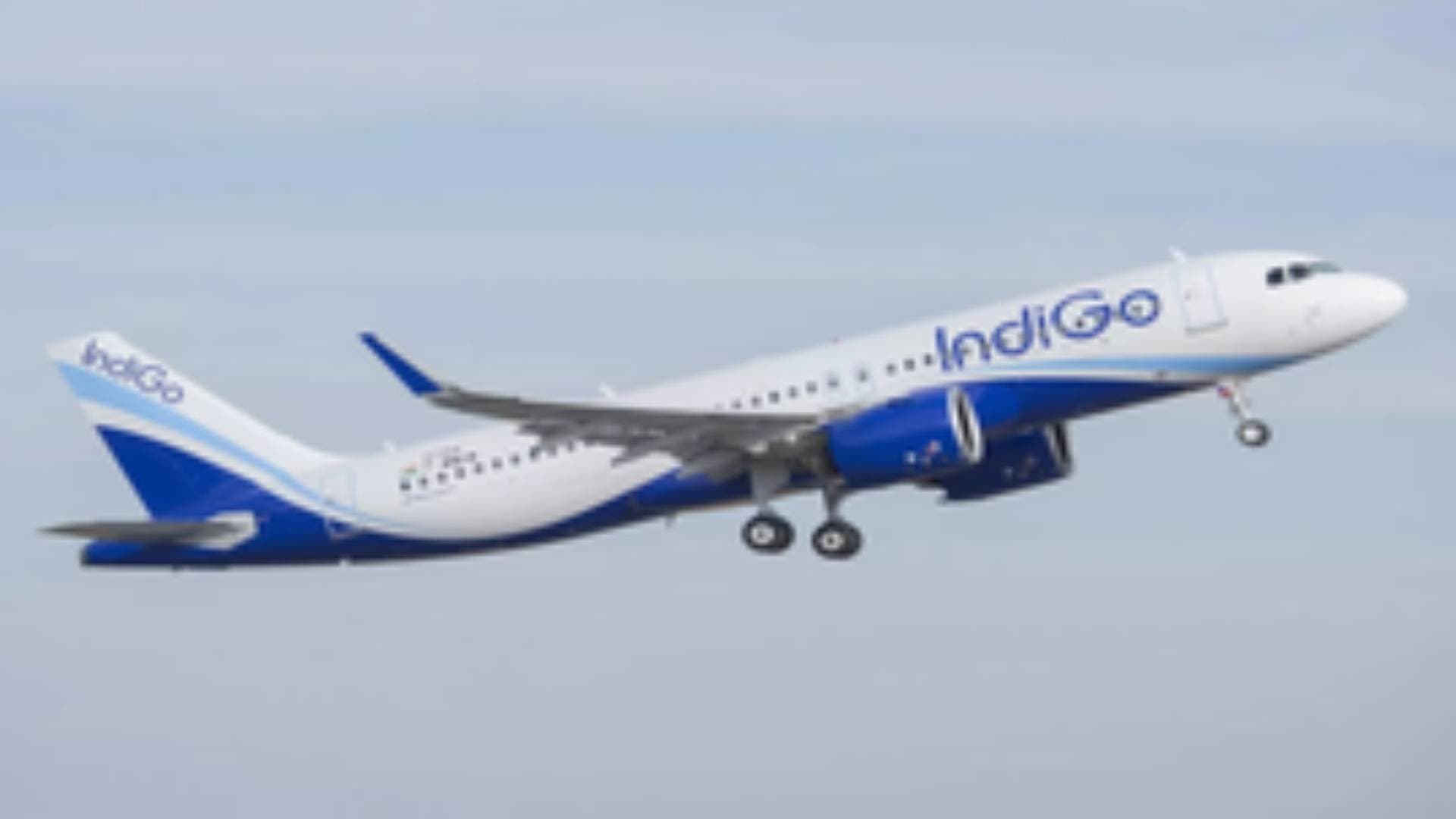 Passengers Tremble In Fear As Delhi-Srinagar IndiGo Flight Encounters Turbulence