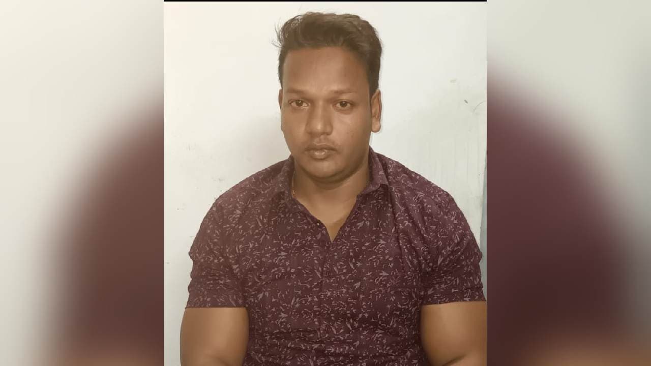 Sub-Inspector Caught Red-Handed For Taking Rs 5K Bribe In Bhubaneswar 