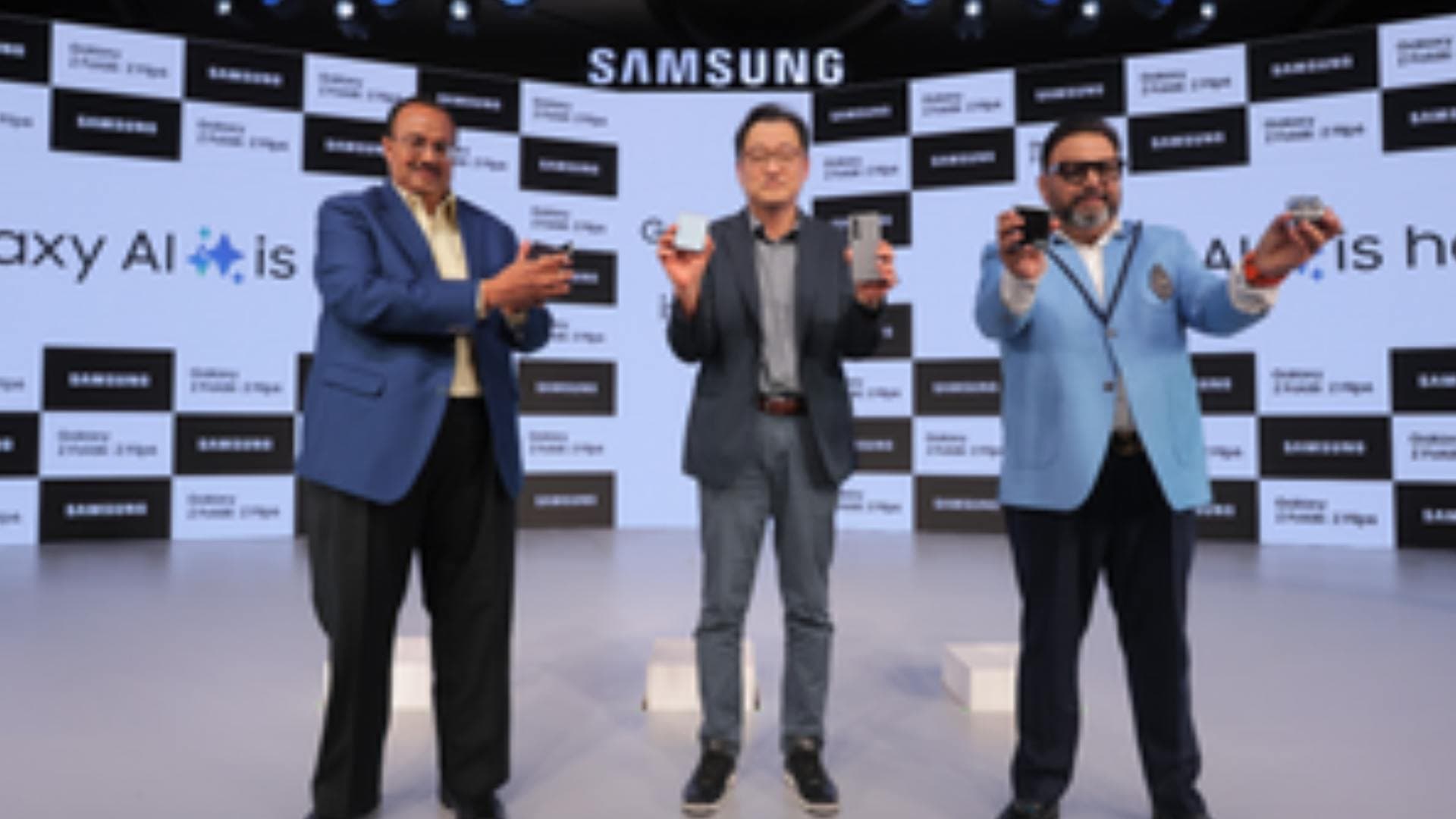 Received Over 1 Lakh Pre-Bookings For New Foldables In India In 28 Hours: Samsung